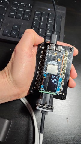 ESP32-based serial quick tester used to validate the D4D sensor.